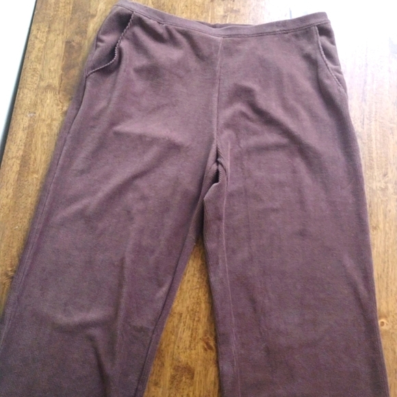 LL Bean Perfect Fit Knit Cords Item ID 237234 - Picture 1 of 6